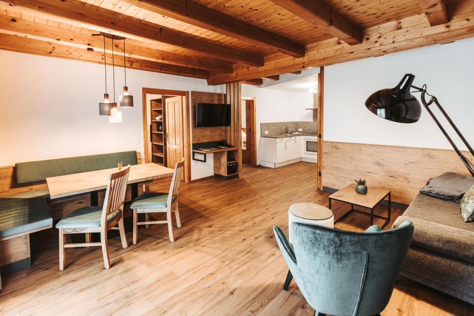 Regitnig - 4 Sterne Hotel Und Chalets Weissensee Eksteriør billede
